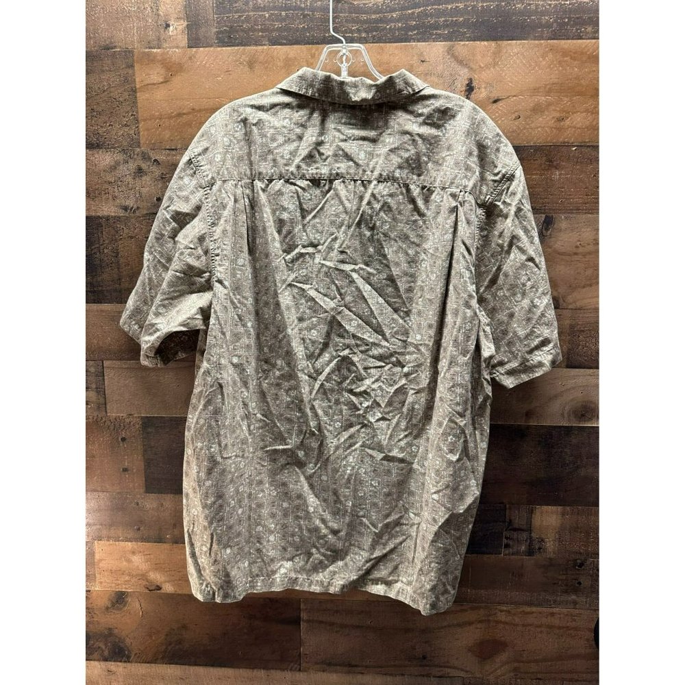 Columbia XCO Men's Short Sleeve Button Up Size Large - Picture 3 of 3